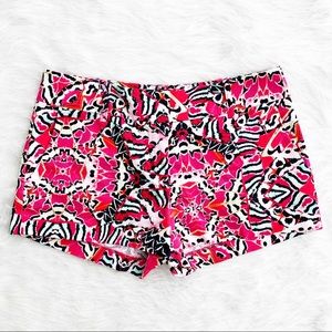 MARCIANO Psychedelic Pattern Dress Shorts Size 6 S